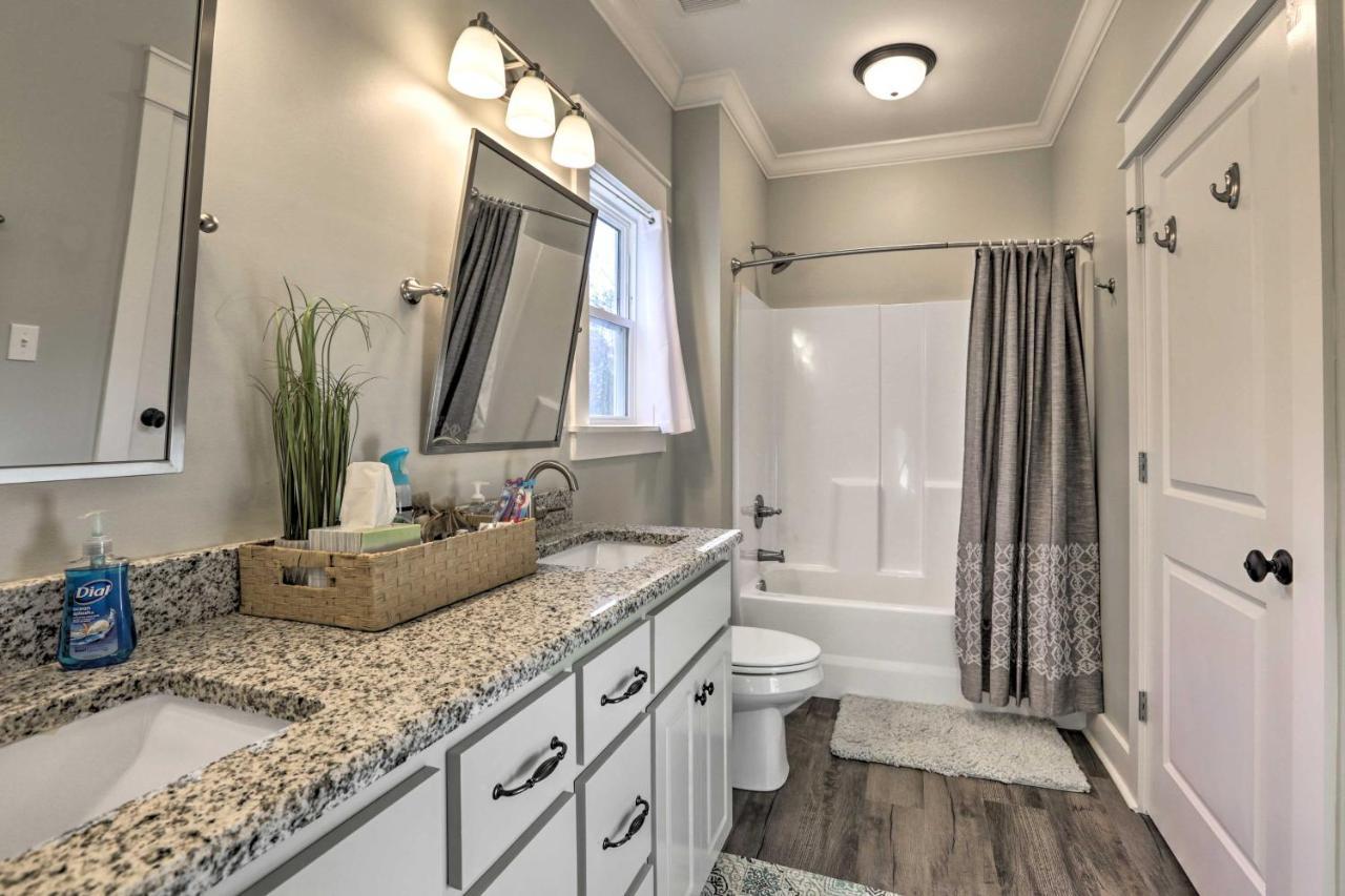 White Oak Creek Home With Views, Deck And Pool Access! Юфола Экстерьер фото